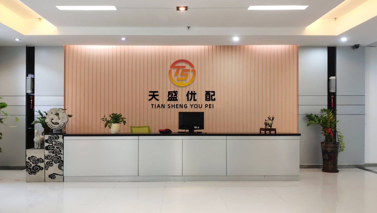 尚融 股海迷童：炒股不管长线短线都想买在起涨点，而起涨点要么是放量要么是涨停，又或者是放量涨停。当复盘发现放量涨停而价格又处在低位，涨停之前又有过一段时间的缩量回调，回调前又有放量上涨过程，回调期间价...